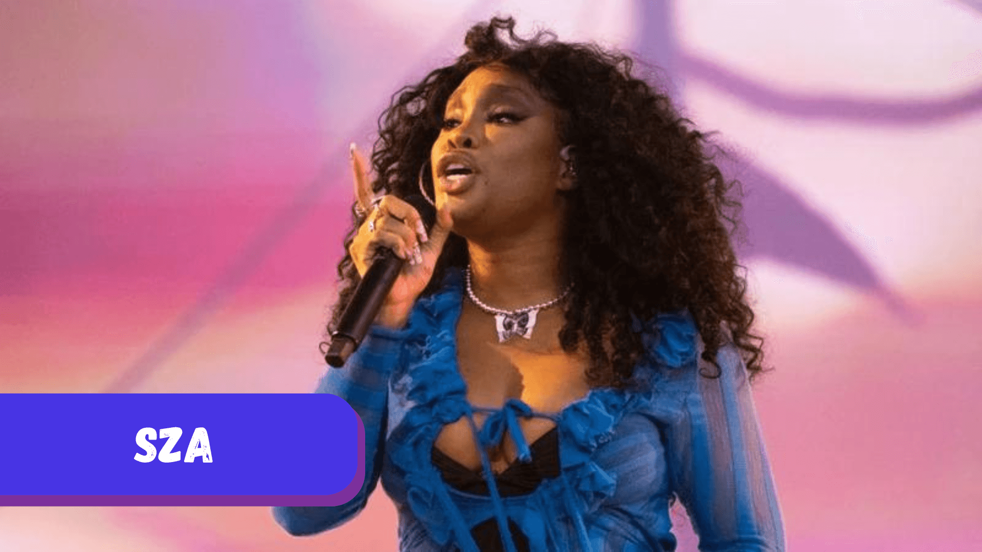 SZA: La Nouvelle Reine du R&B et Son Influence sur la Mode Urbaine